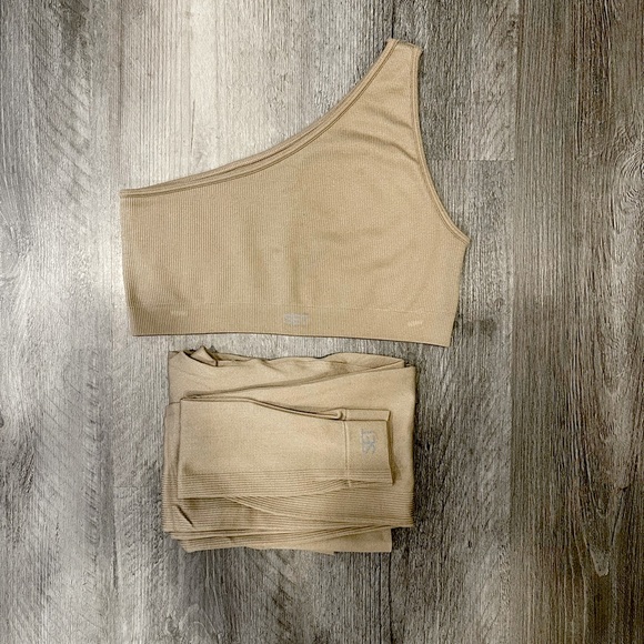 SET ACTIVE Workout set - Picture 4 of 5